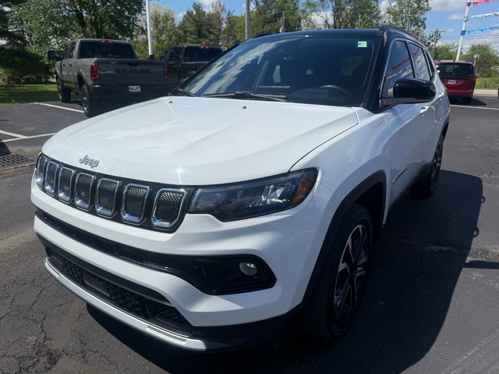 Used 2022 Jeep Compass Limited w/ Sun and Sound Group AWD/4WD image 7