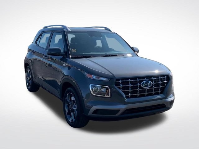 New 2026 Hyundai Venue SEL FWD image 2