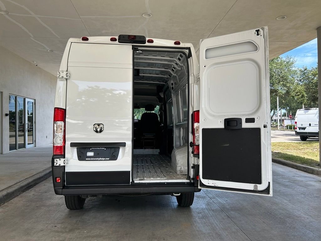 Used 2025 RAM ProMaster 2500 w/ Convenience Group FWD image 30