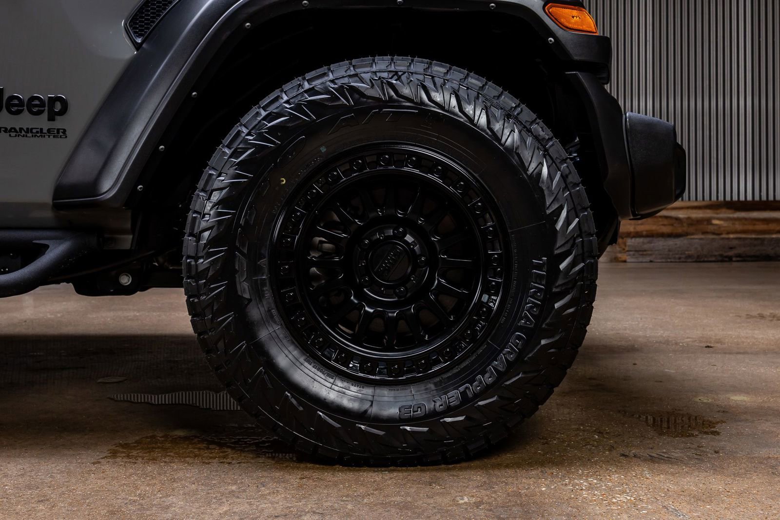 Used 2022 Jeep Wrangler Unlimited Sport AWD/4WD image 12