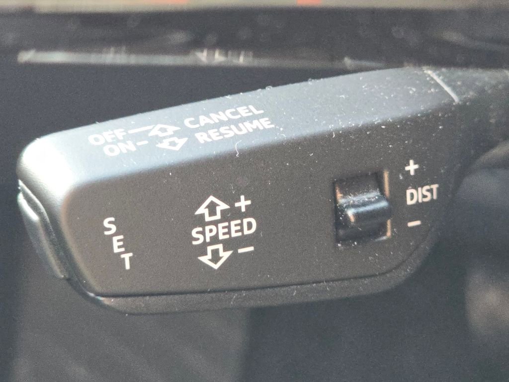 Used 2023 Audi A8 L 3.0T w/ Comfort Plus Package AWD/4WD image 32