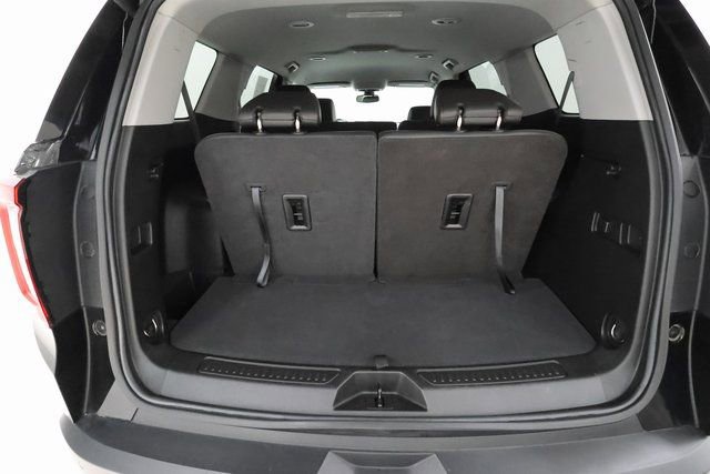 Used 2023 GMC Acadia AT4 w/ Technology Package image 23