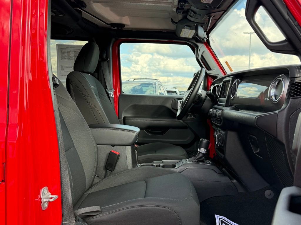 Used 2021 Jeep Wrangler Unlimited Sahara image 20