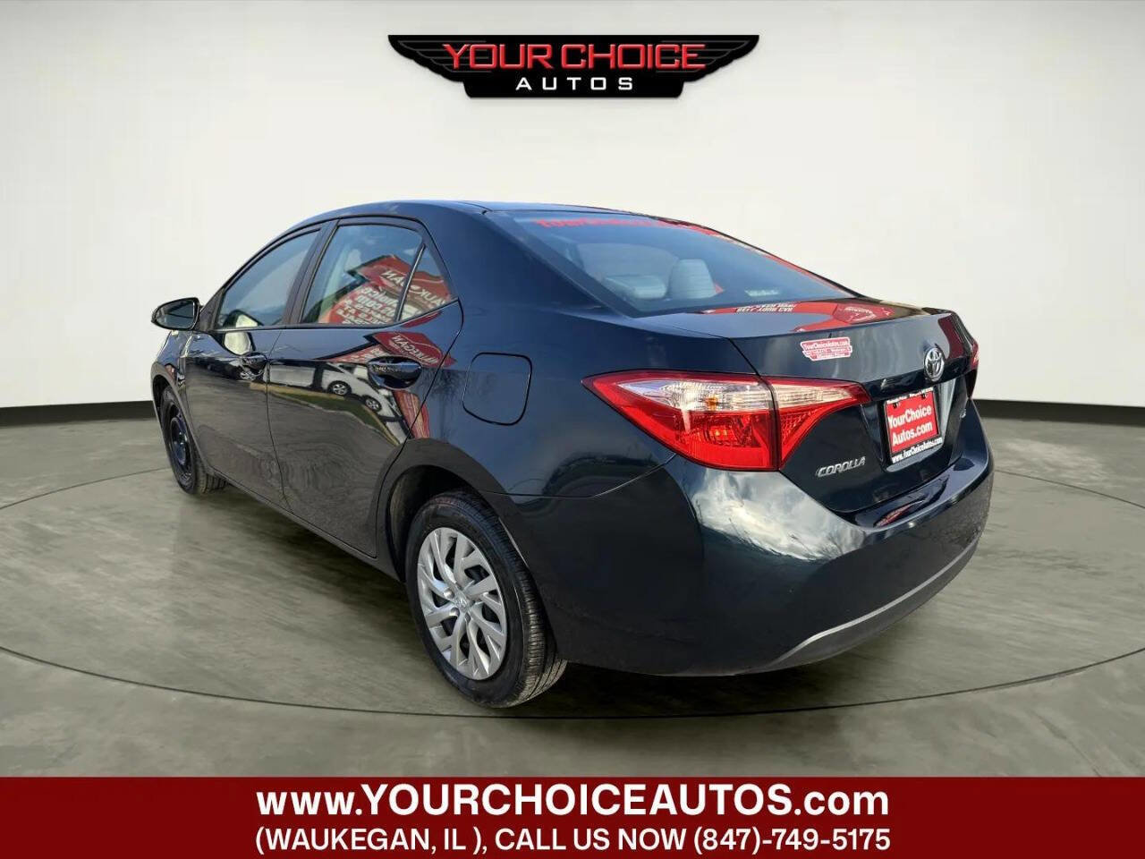 Used 2019 Toyota Corolla LE image 3