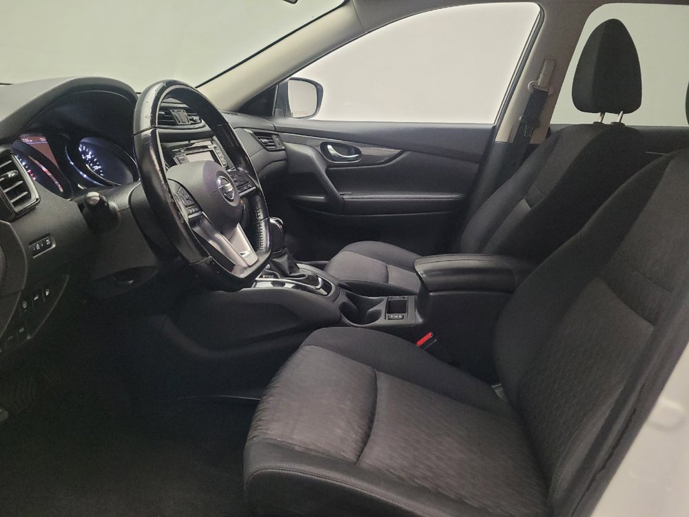 Used 2020 Nissan Rogue SV AWD/4WD image 17