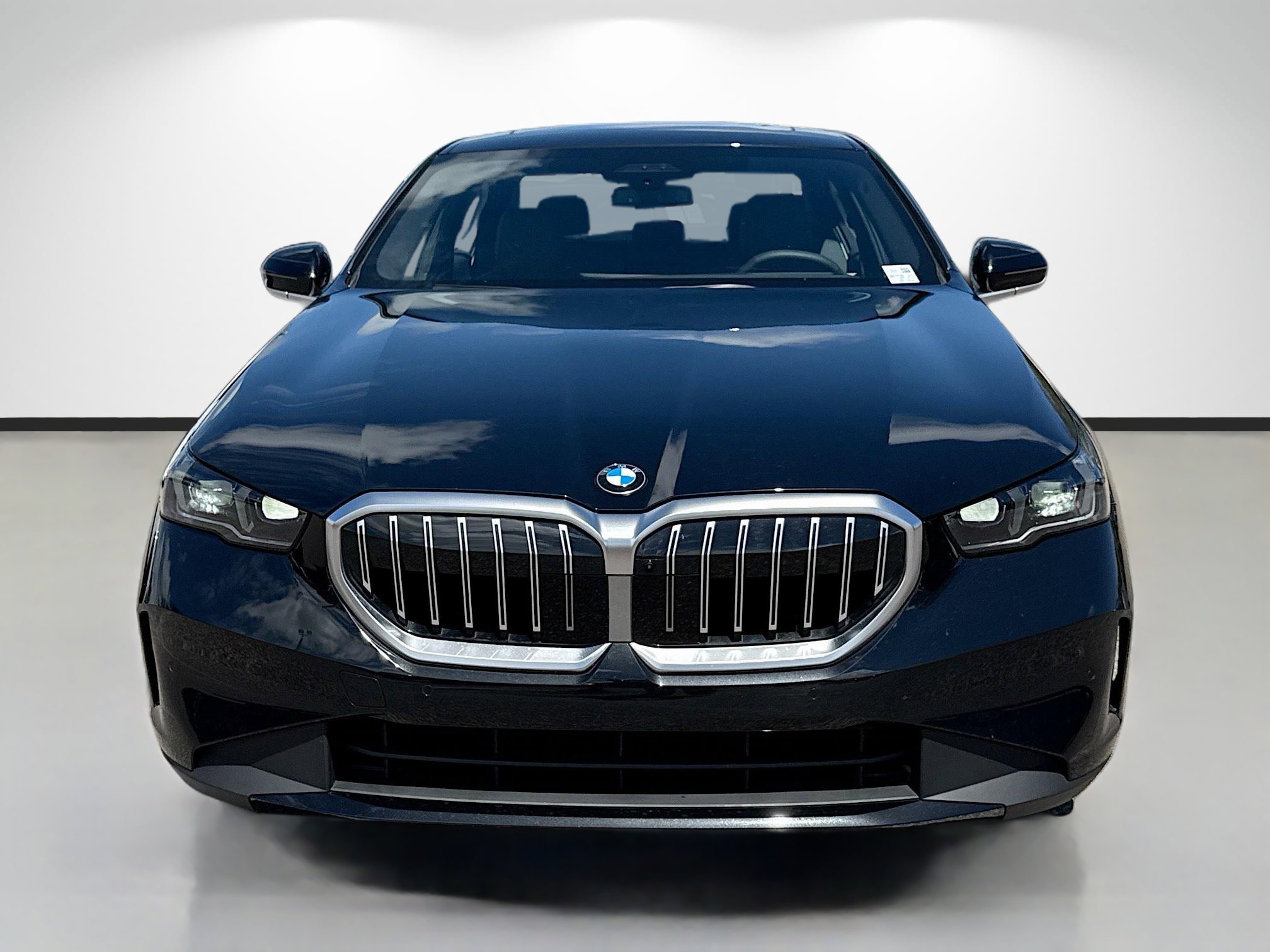 Used 2026 BMW 540i xDrive image 8