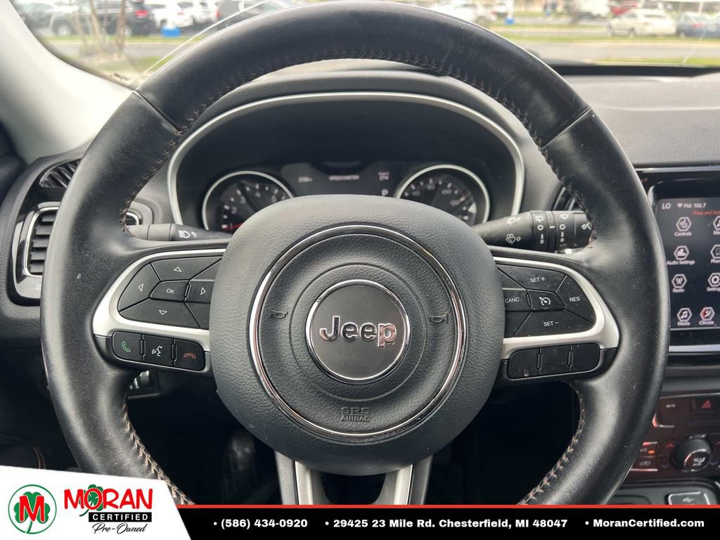 Used 2019 Jeep Compass Limited AWD/4WD image 17