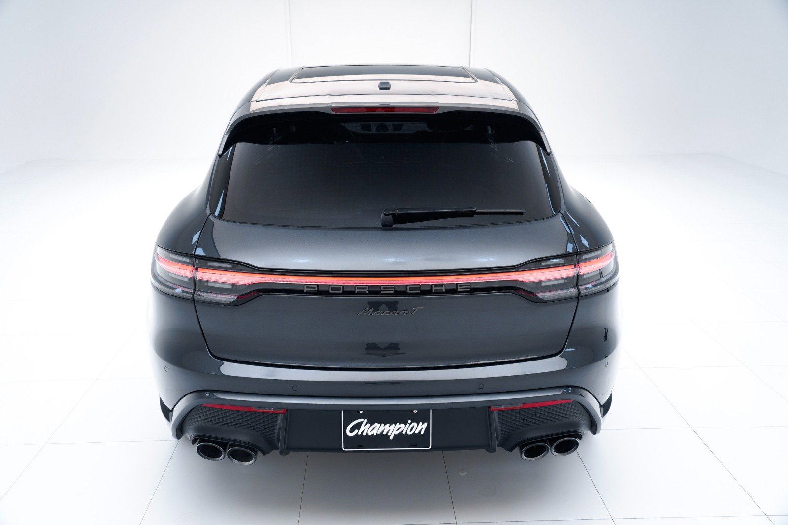New 2026 Porsche Macan image 10