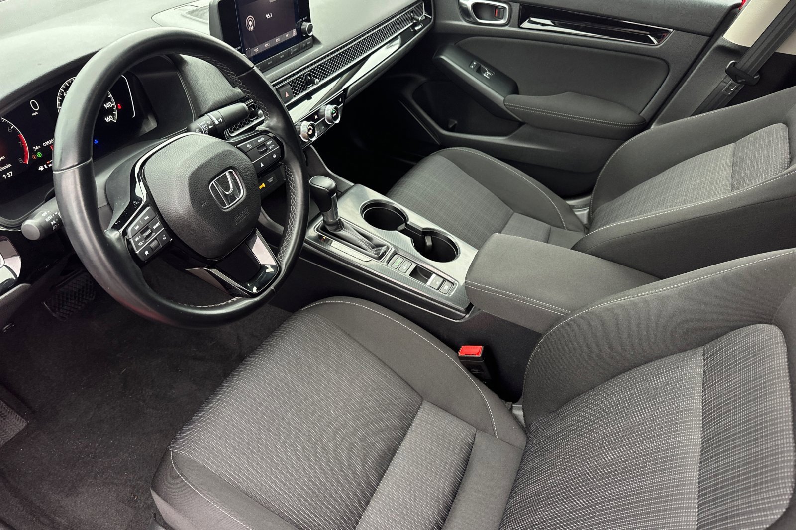 Used 2023 Honda Civic EX image 10