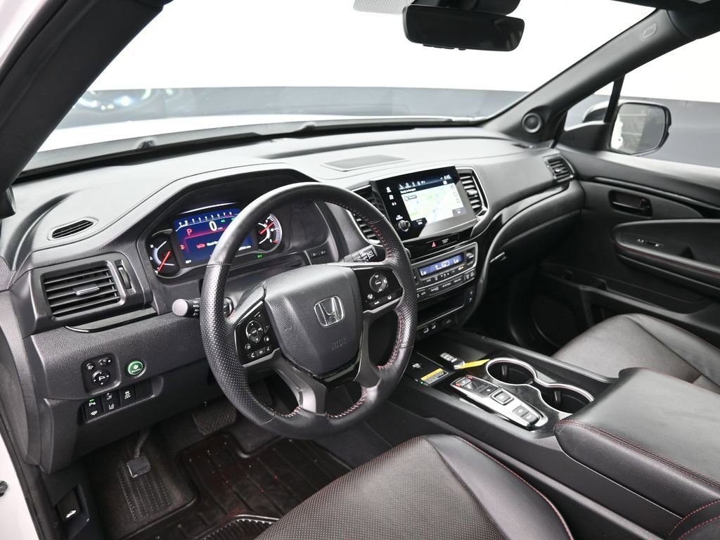 Used 2024 Honda Passport Black Edition image 21
