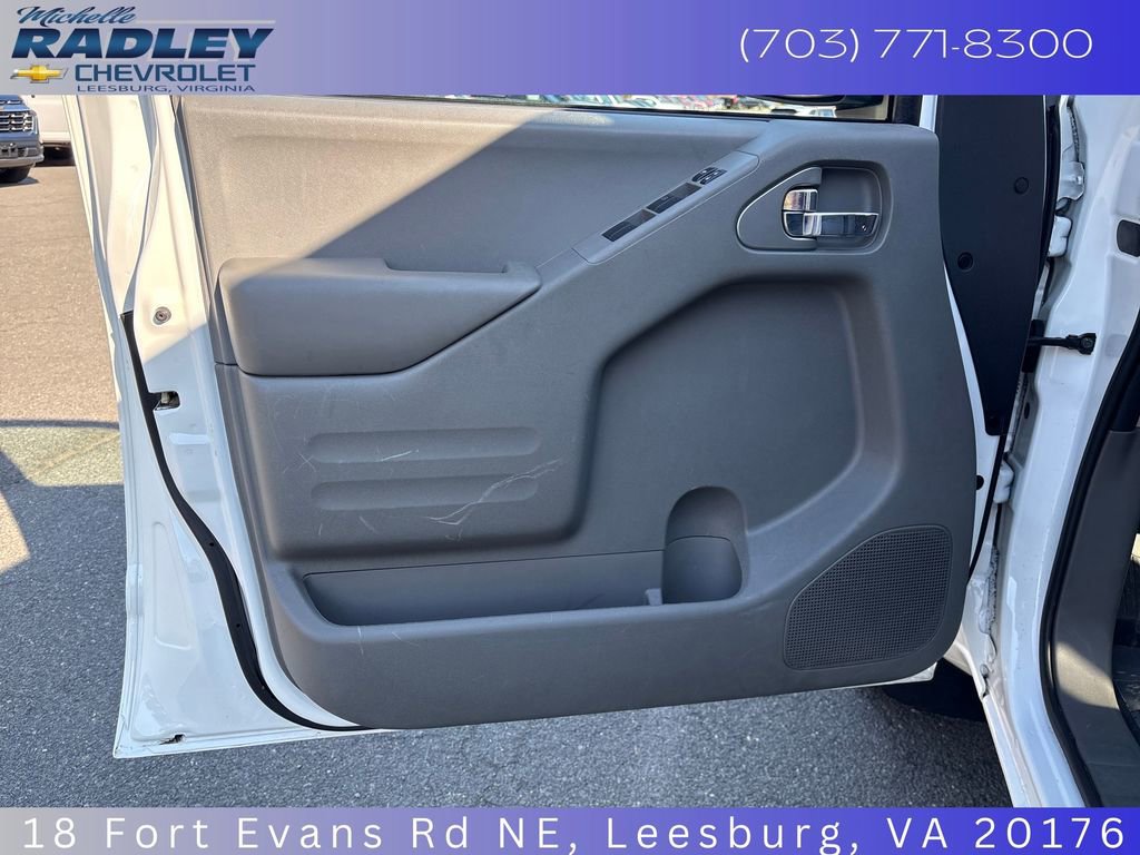 Used 2020 Nissan Frontier SV AWD/4WD image 13