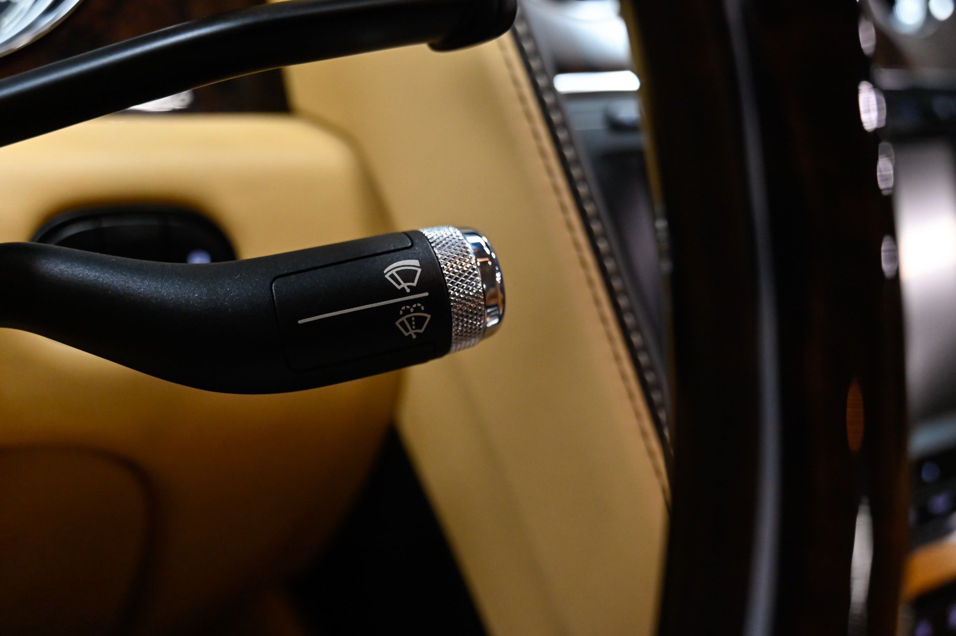 Used 2015 Bentley Continental GT AWD/4WD image 33