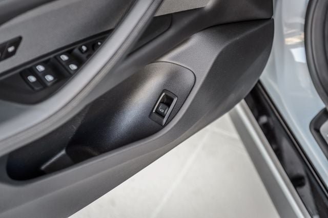Used 2022 BMW M440i xDrive Gran Coupe w/ Premium Package AWD/4WD image 52
