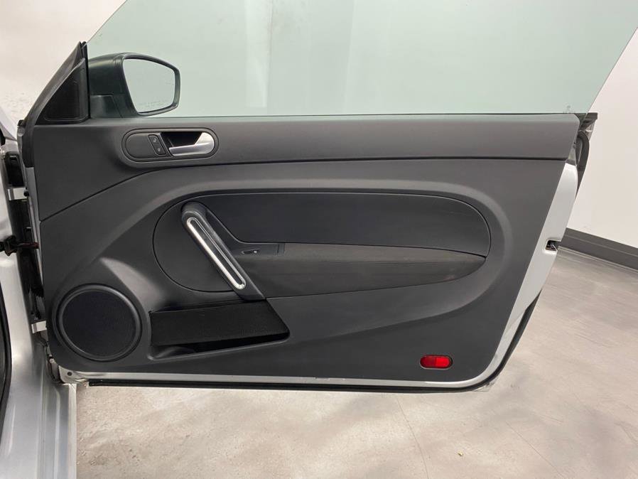 Used 2014 Volkswagen Beetle 1.8T image 34