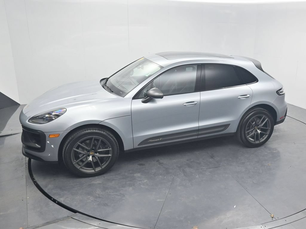 Used 2024 Porsche Macan Turbo AWD/4WD image 68
