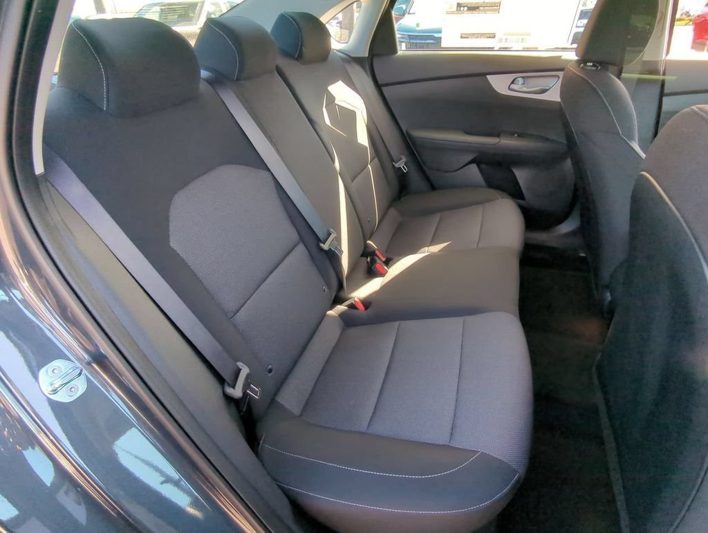 Certified 2024 Kia Forte LXS w/ LXS Technology Package FWD image 23