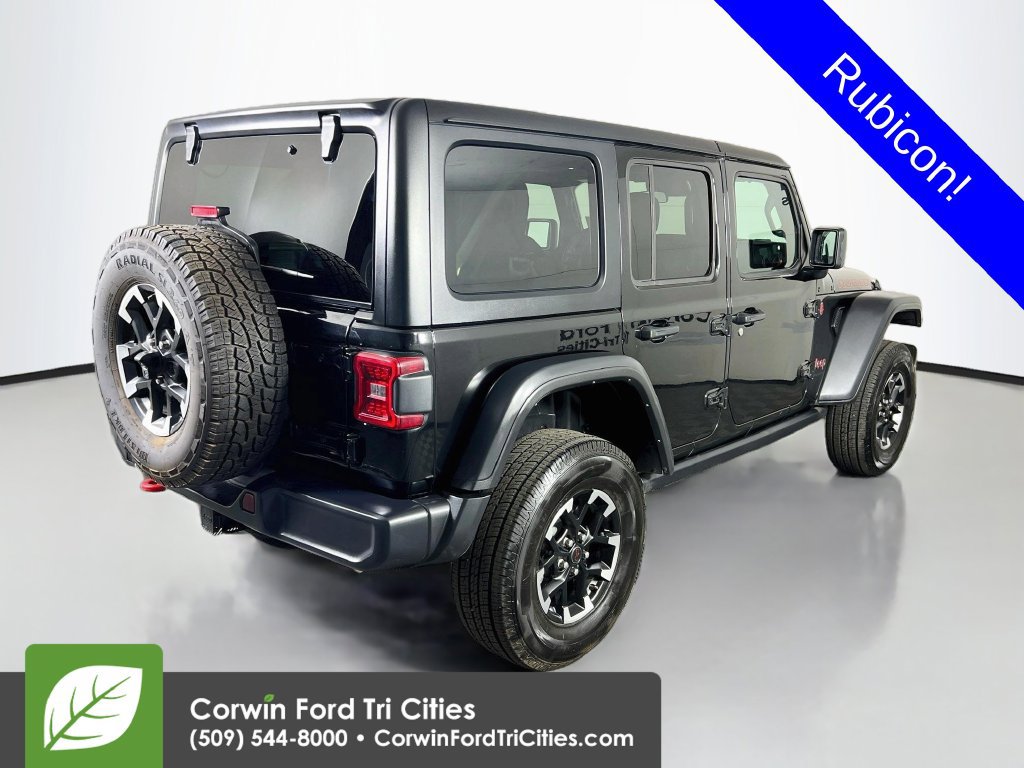 Used 2025 Jeep Wrangler Unlimited Rubicon AWD/4WD image 15