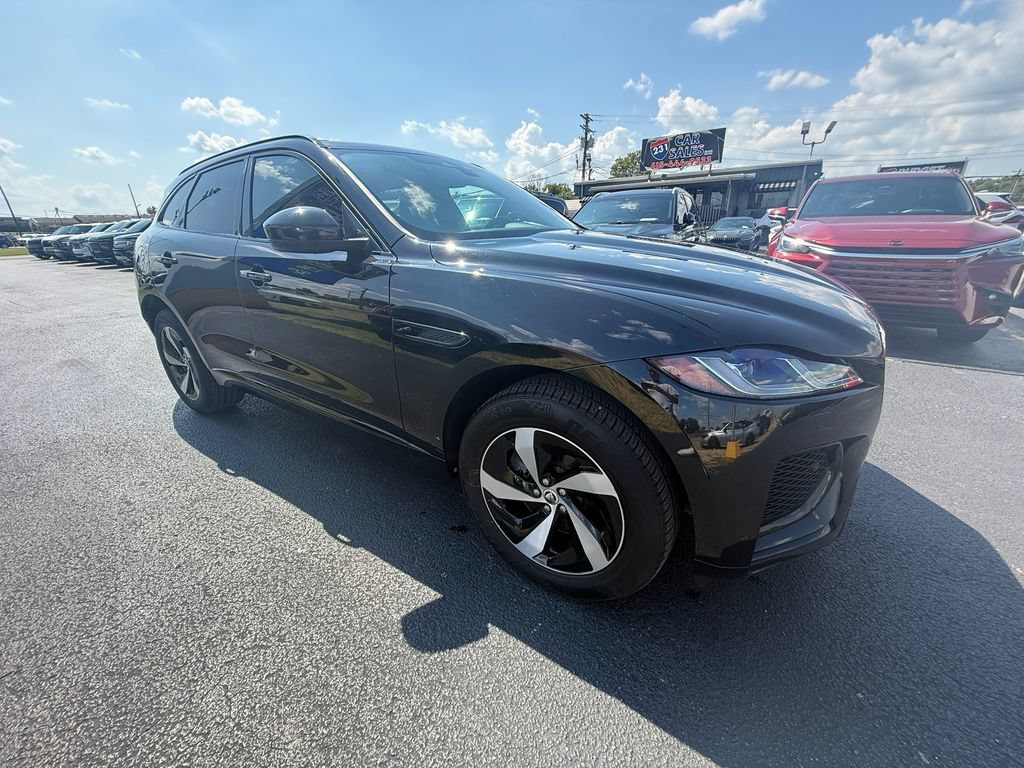 Used 2025 Jaguar F-PACE R-Dynamic S AWD/4WD image 1