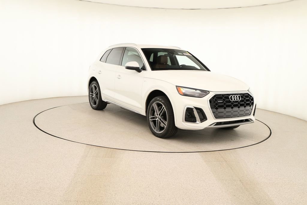 Certified 2022 Audi Q5 e Premium w/ Convenience Package image 9