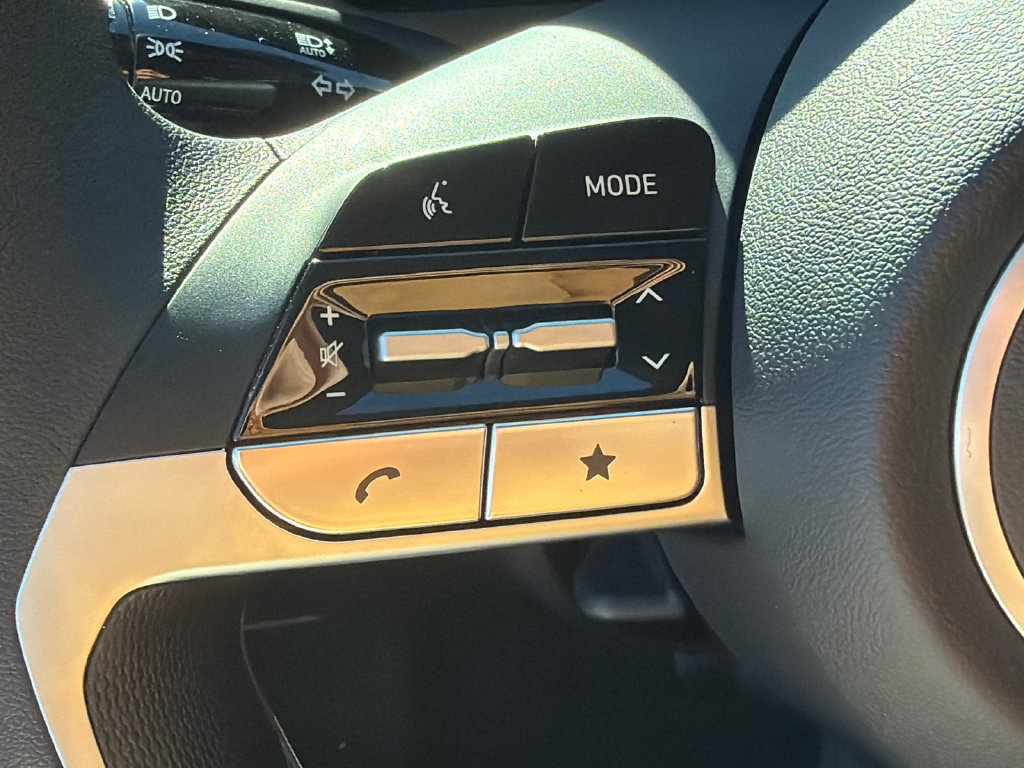 New 2026 Hyundai Elantra SE FWD image 25