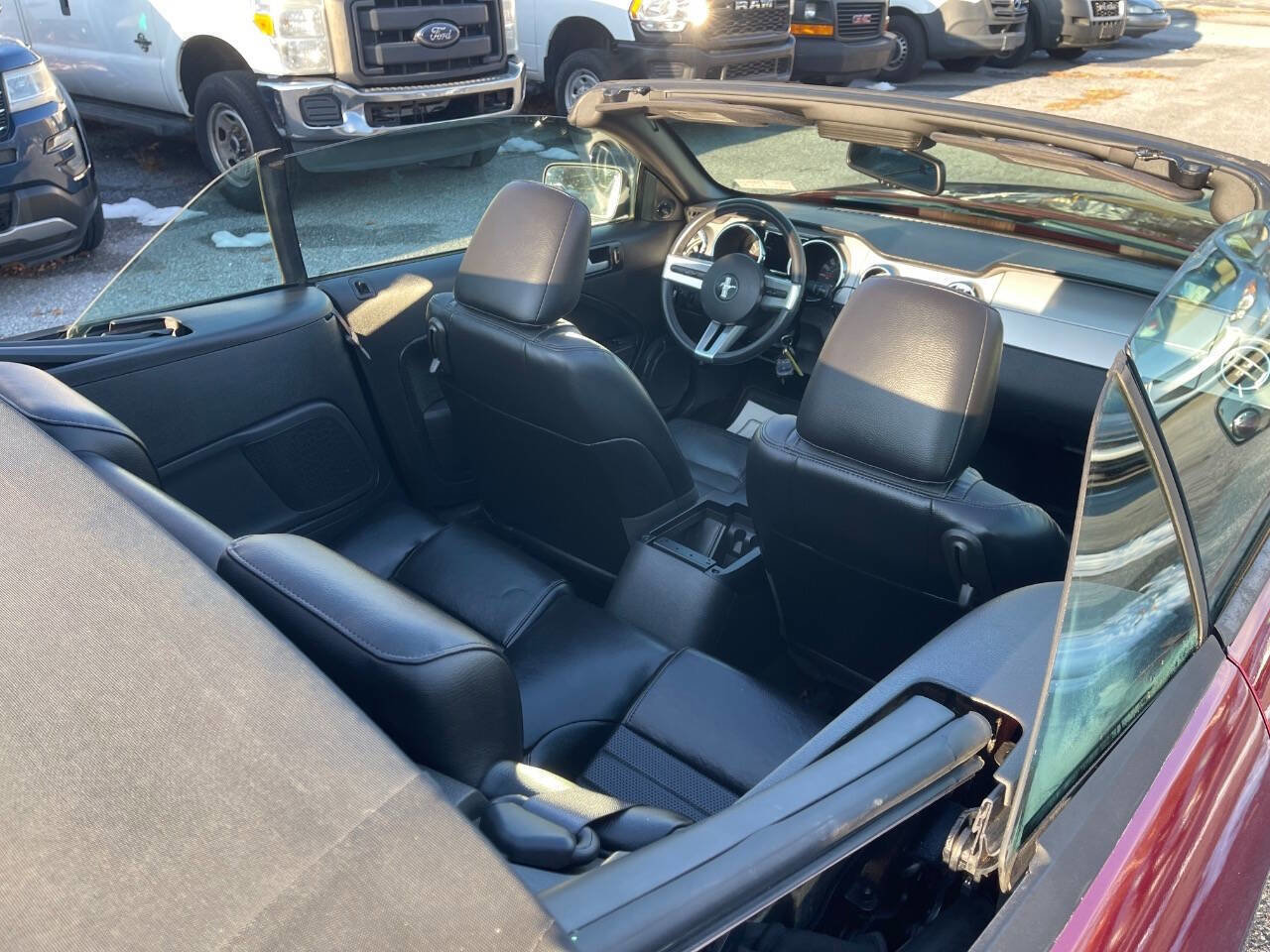 Used 2006 Ford Mustang GT RWD image 15