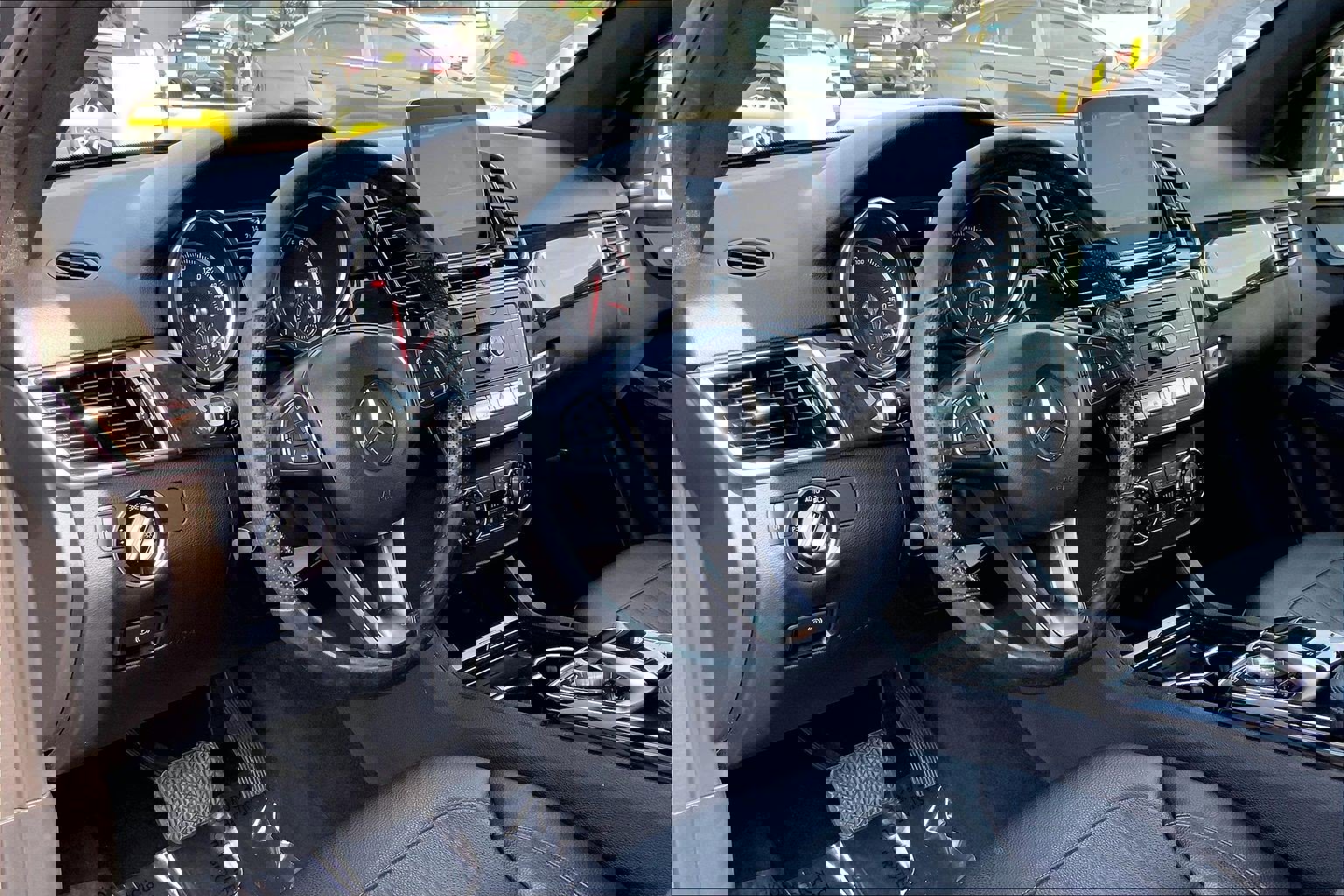 Used 2018 Mercedes-Benz GLE 350 w/ Premium 1 Package image 17