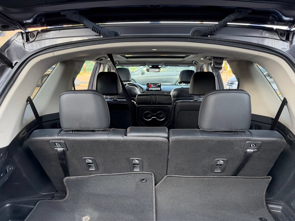 Used 2023 Honda Pilot Touring image 7