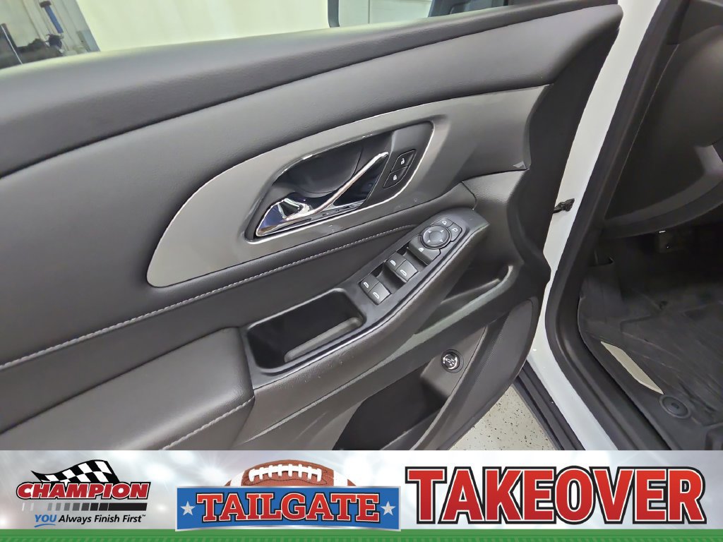 Certified 2024 Chevrolet Traverse LT FWD image 31