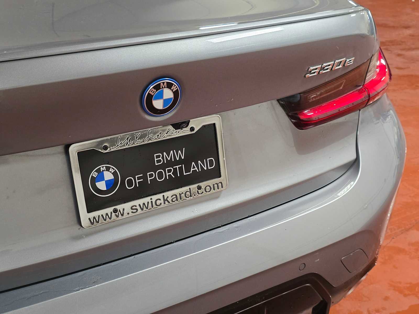 Used 2023 BMW 330e xDrive w/ M Sport Package image 16