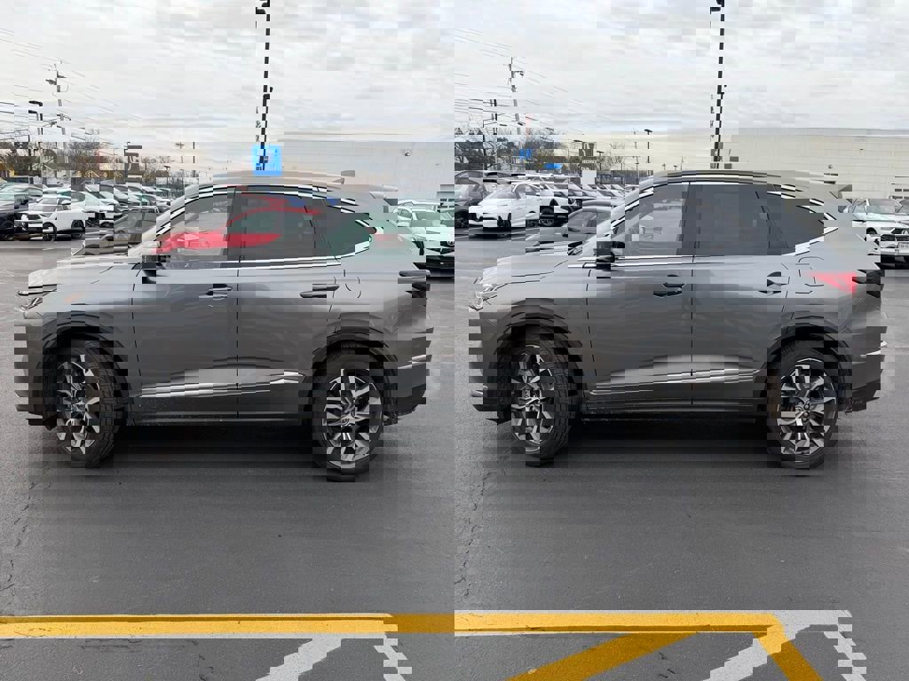 Used 2023 Acura MDX SH-AWD w/ Technology Package image 8