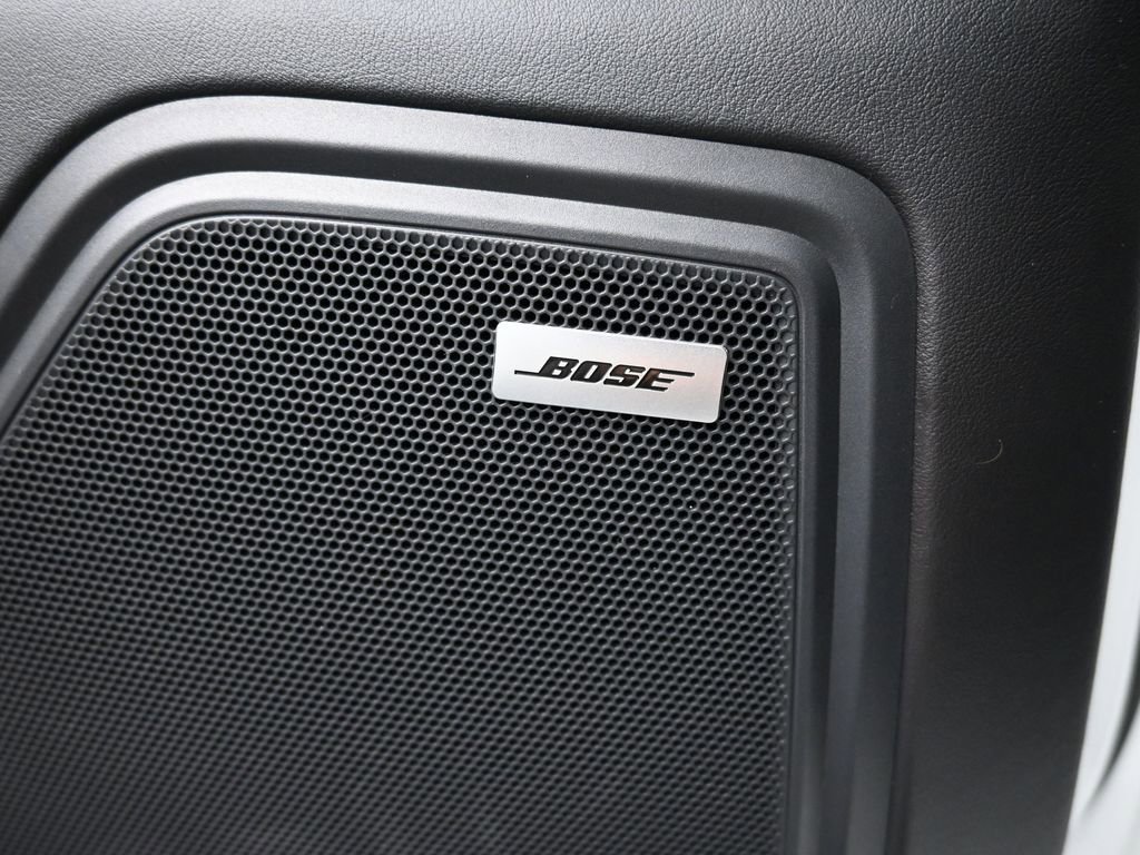 Certified 2023 Porsche Macan S AWD/4WD image 27