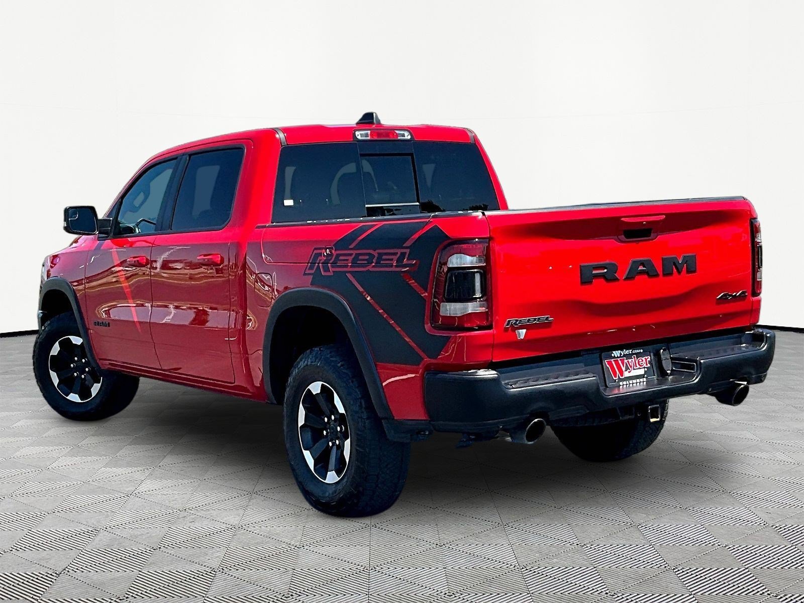 Used 2022 RAM 1500 Rebel w/ Rebel Level B Equipment Group AWD/4WD image 4