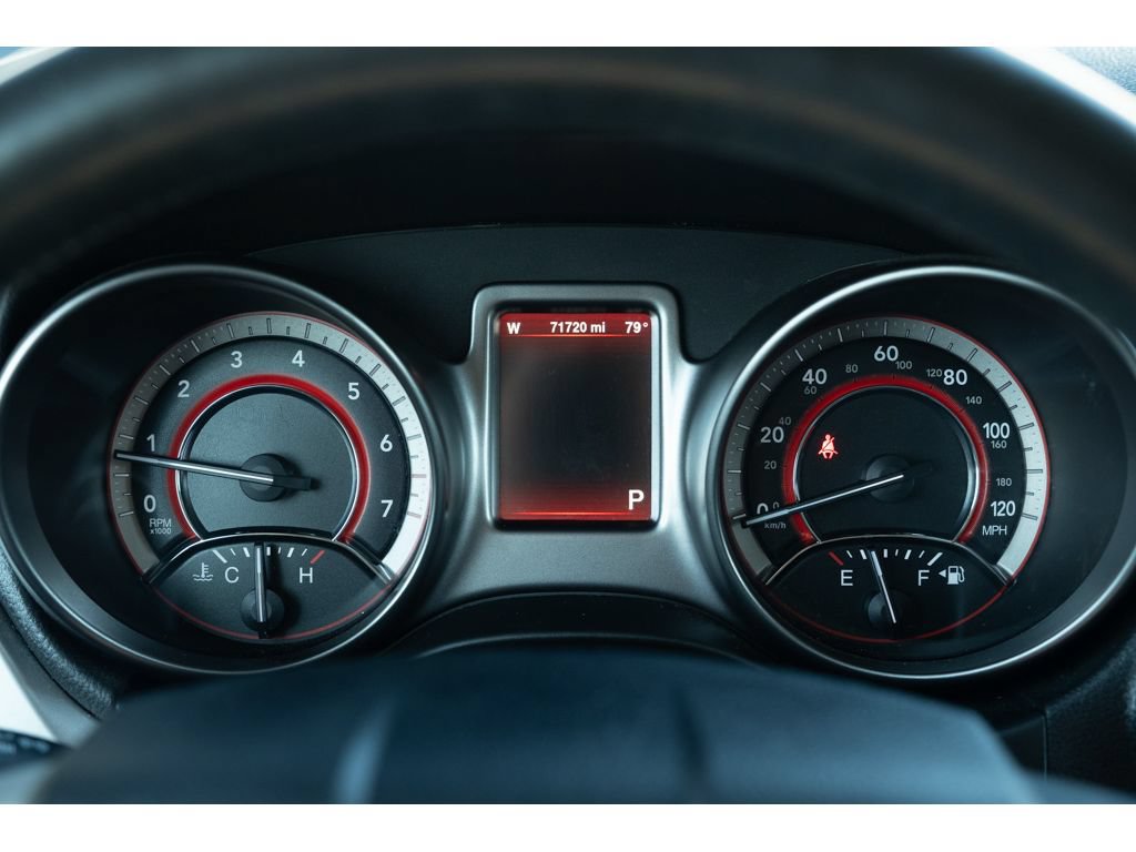 Used 2015 Dodge Journey Crossroad w/ Flexible Seating Group FWD image 21