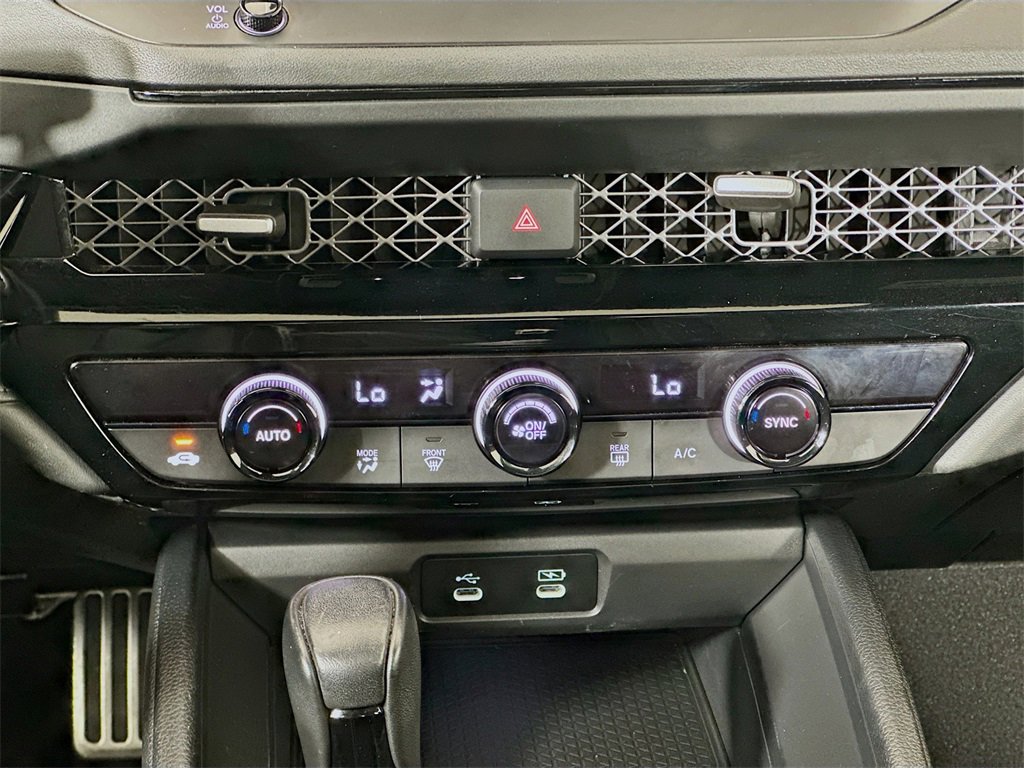 Used 2023 Honda Accord Sport image 13