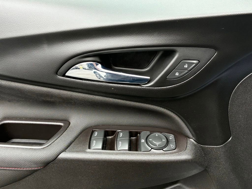 Used 2022 Chevrolet Equinox RS image 20