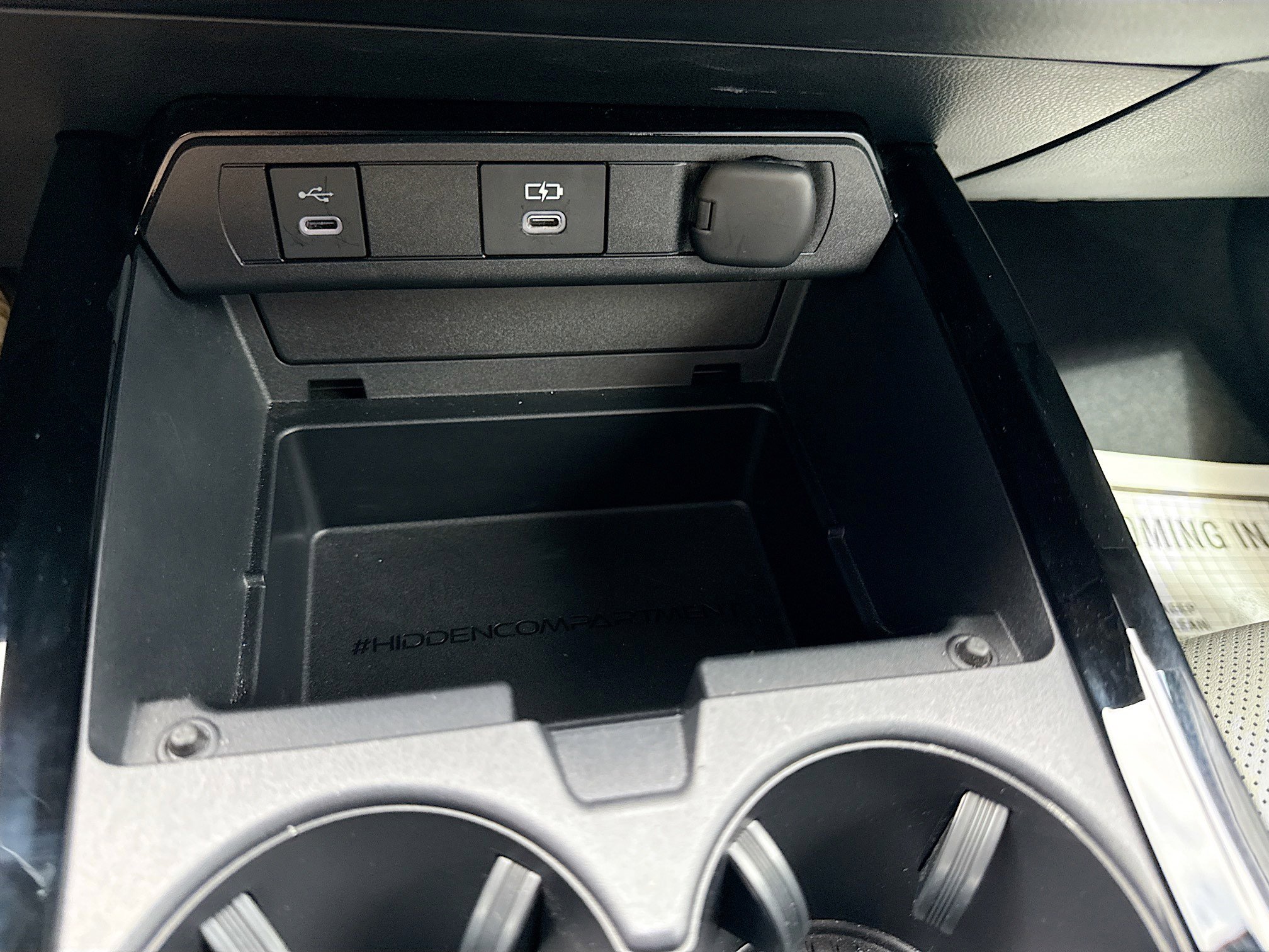 Used 2024 Toyota Prius Limited FWD image 30