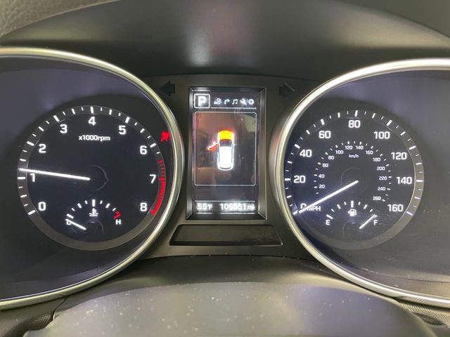 Used 2018 Hyundai Santa Fe AWD image 5