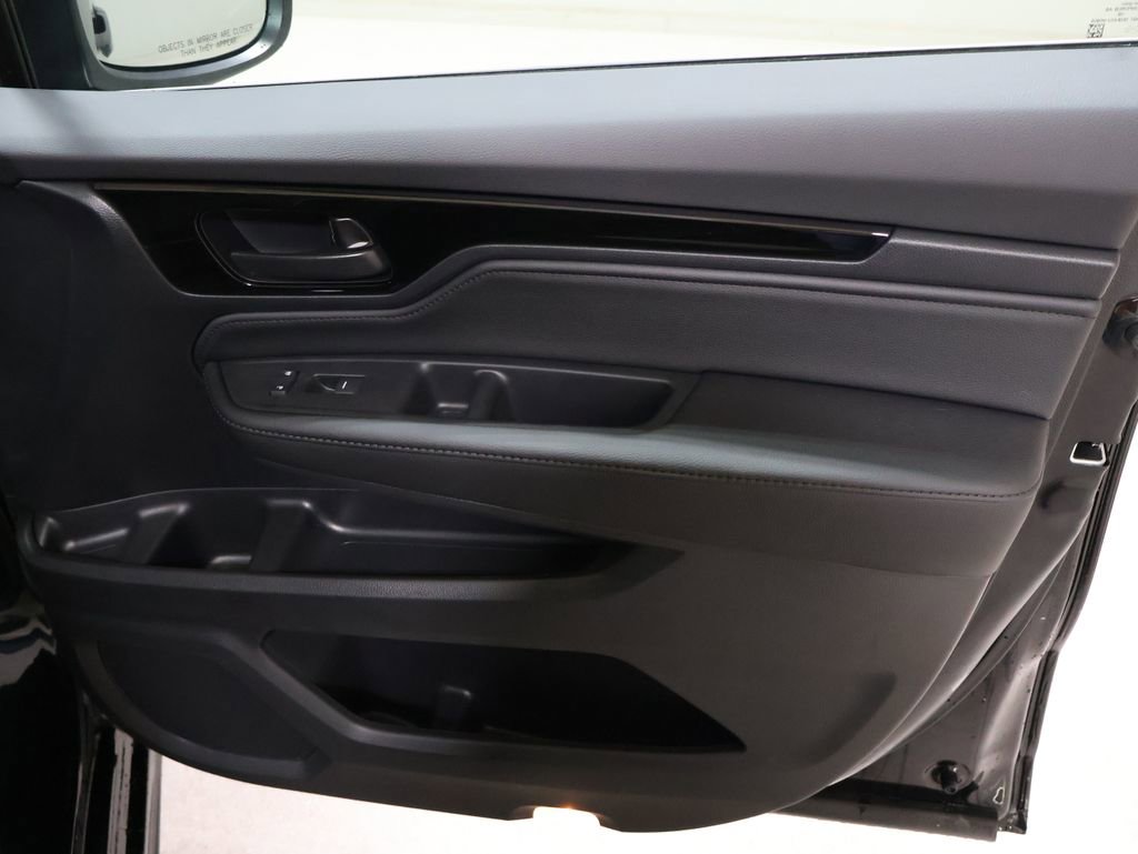 New 2026 Honda Odyssey Touring image 22