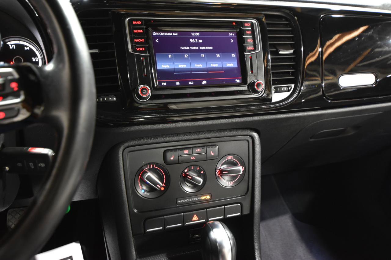 Used 2016 Volkswagen Beetle 1.8T S image 17