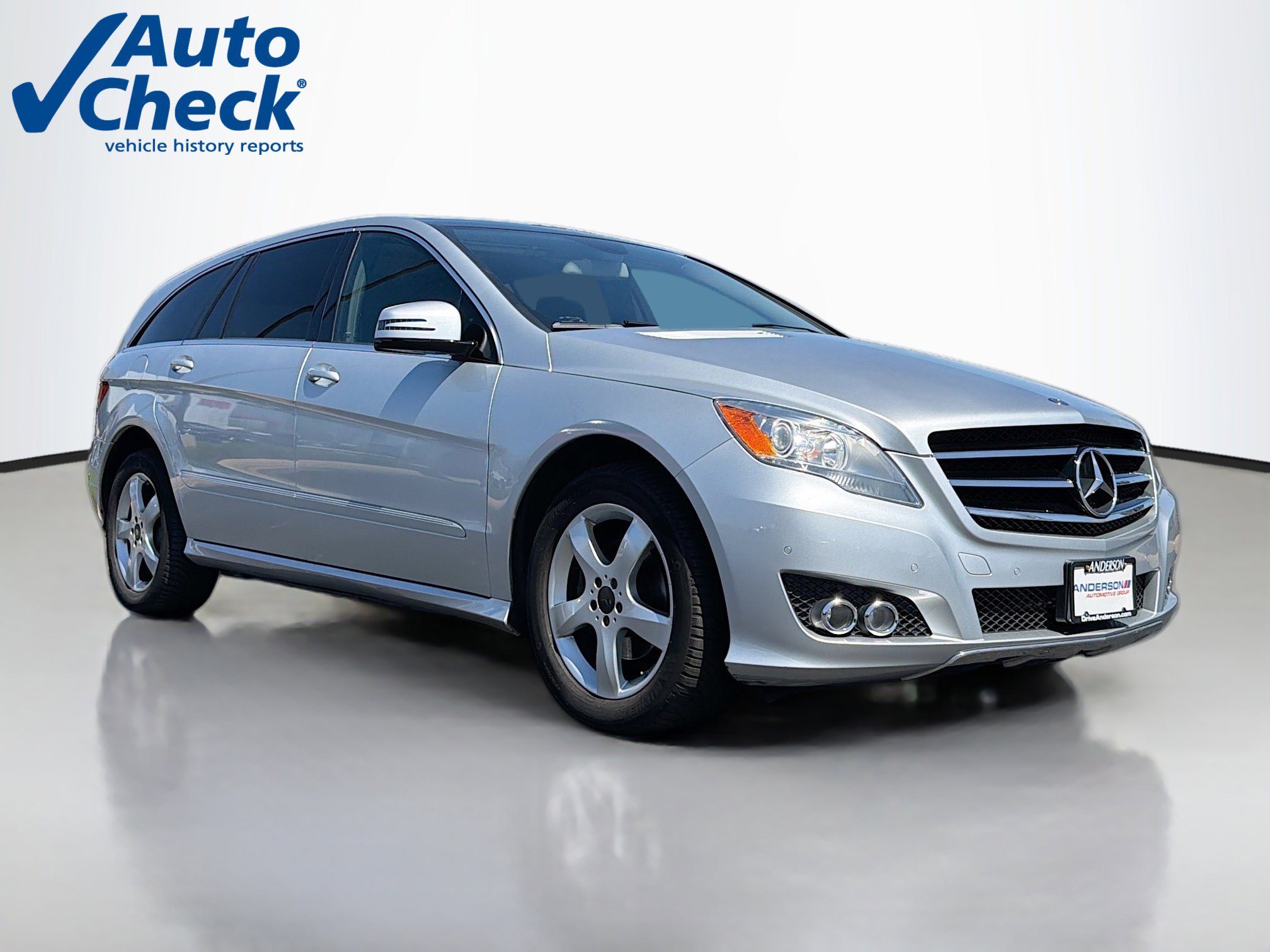Used 2011 Mercedes-Benz R 350 4MATIC image 1