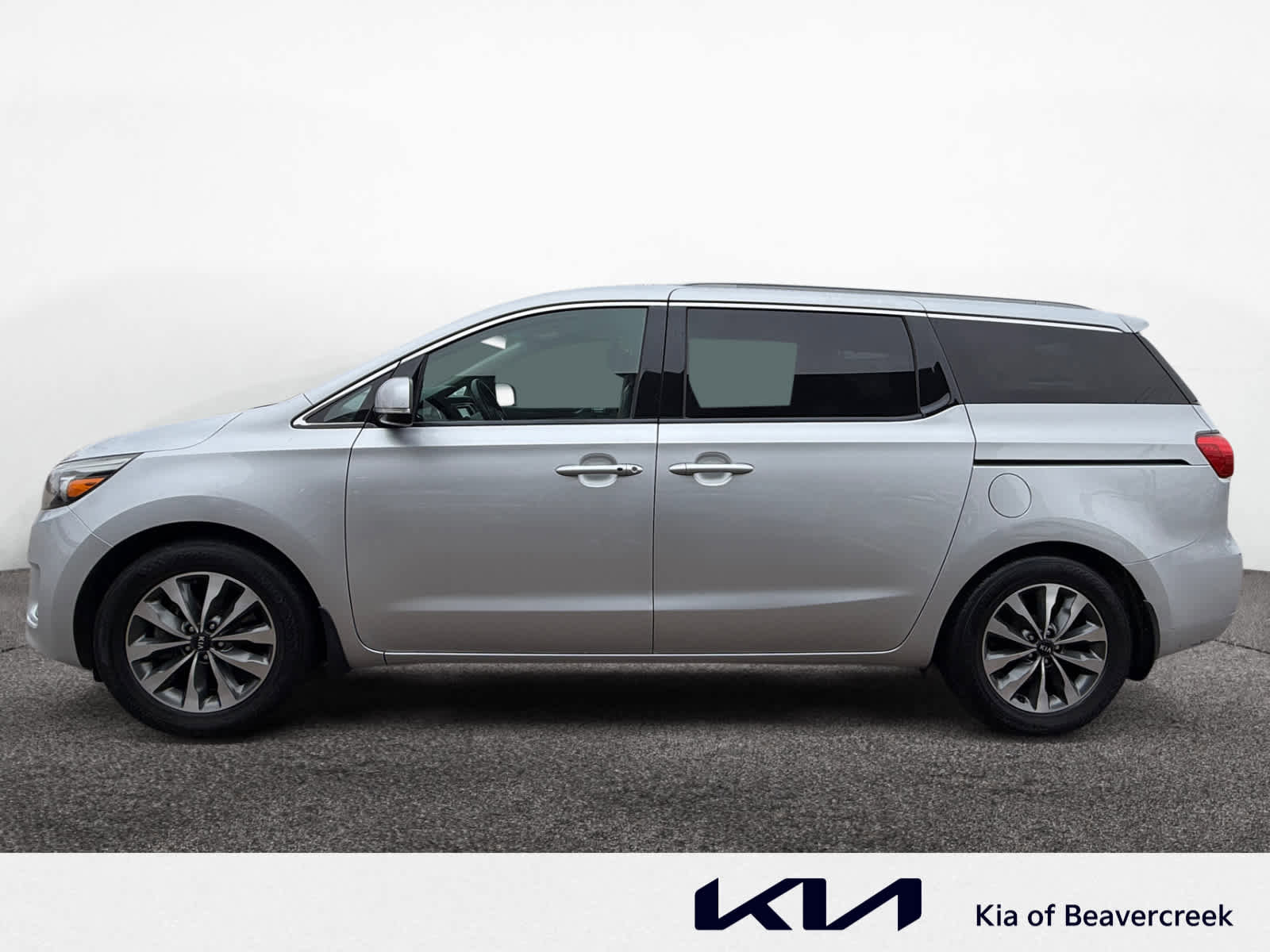 Used 2015 Kia Sedona SX image 2