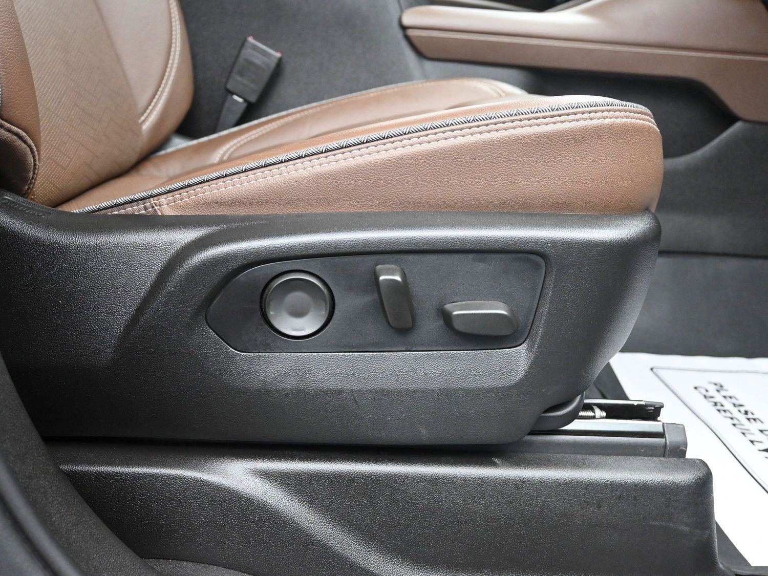 Used 2021 Chevrolet Tahoe High Country image 12