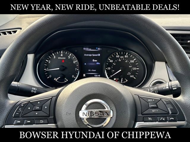 Used 2018 Nissan Rogue Sport SV image 19