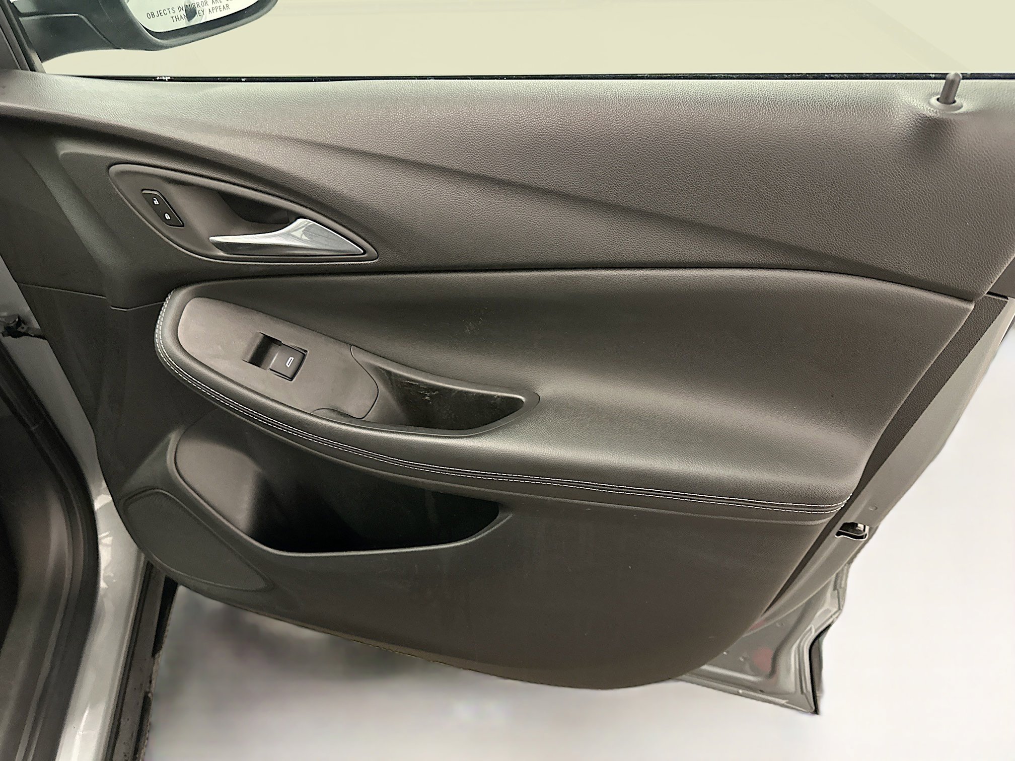 Used 2025 Buick Encore GX Preferred image 32