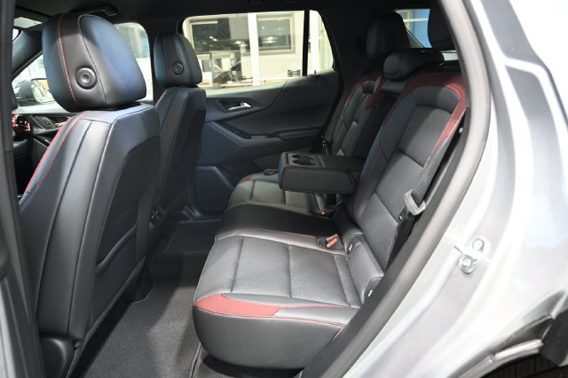 New 2027 Chevrolet Equinox RS w/ Convenience Package III AWD/4WD image 11
