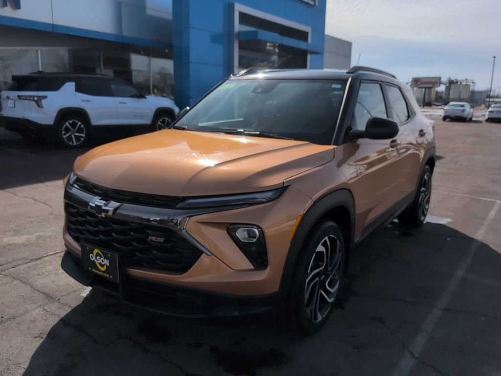 Used 2024 Chevrolet TrailBlazer RS w/ Convenience Package image 1