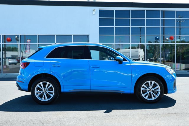 Used 2023 Audi Q3 2.0T Premium AWD/4WD image 4