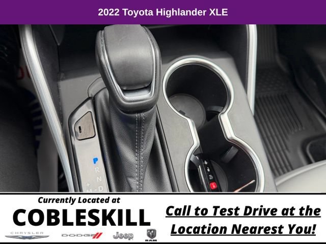 Used 2022 Toyota Highlander XLE AWD/4WD image 25