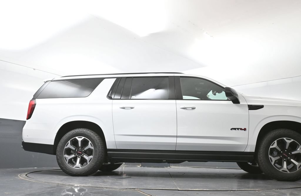 New 2026 GMC Yukon XL AT4 Ultimate AWD/4WD image 49