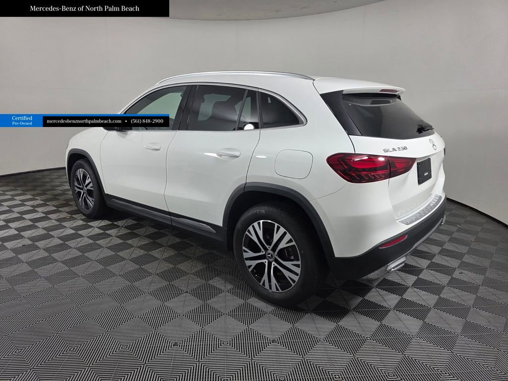 Certified 2025 Mercedes-Benz GLA 250 4MATIC image 4